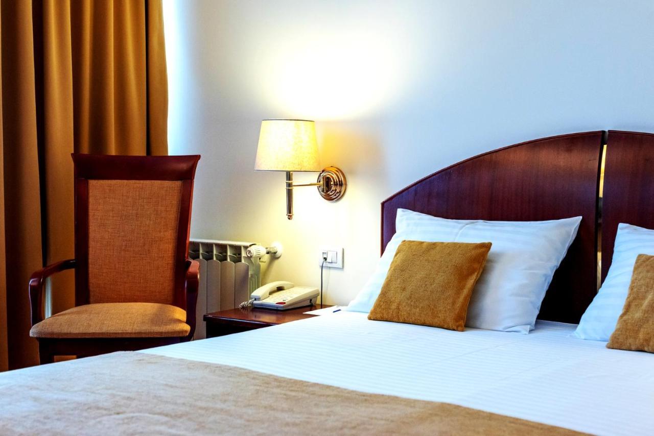 Hotel Minerva Бухарест Экстерьер фото