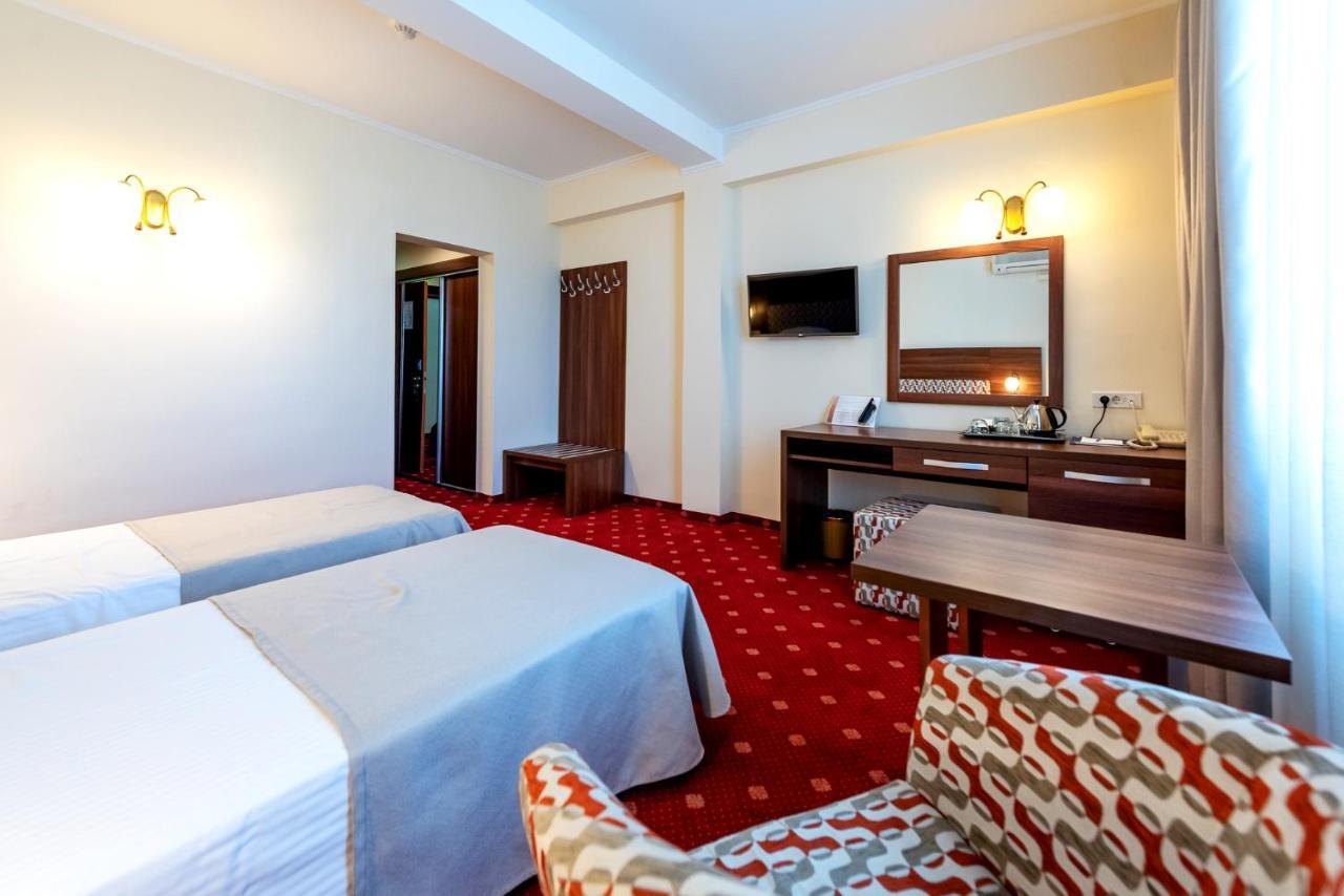 Hotel Minerva Бухарест Экстерьер фото