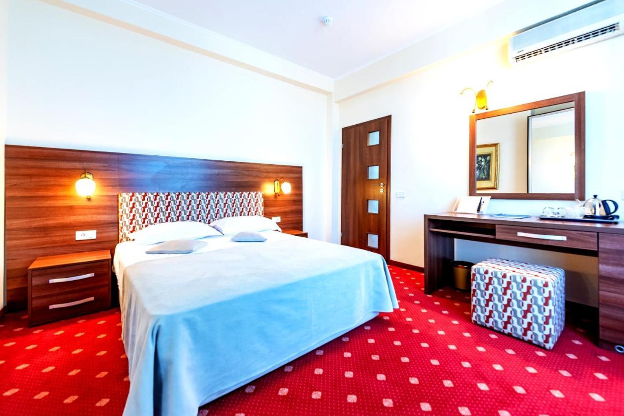 Hotel Minerva Бухарест Экстерьер фото
