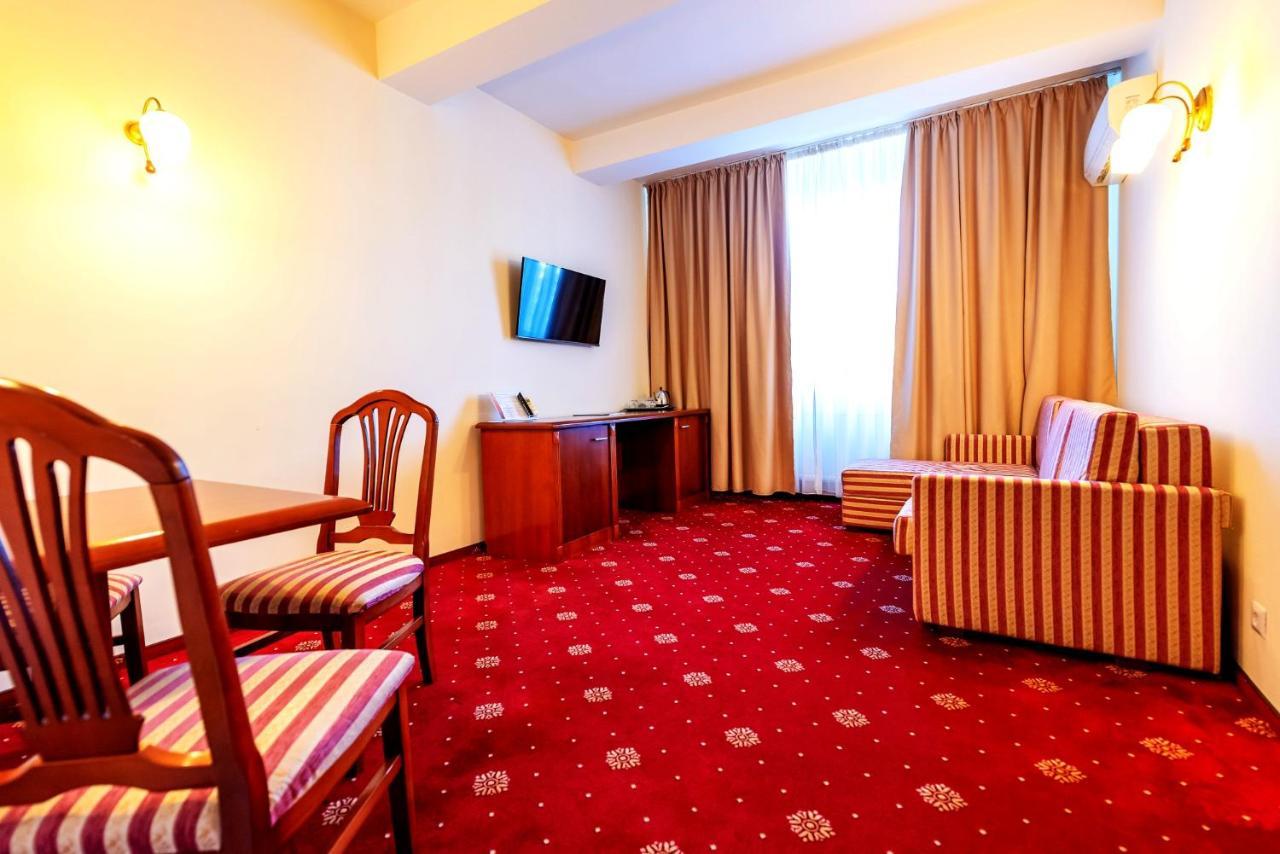 Hotel Minerva Бухарест Экстерьер фото